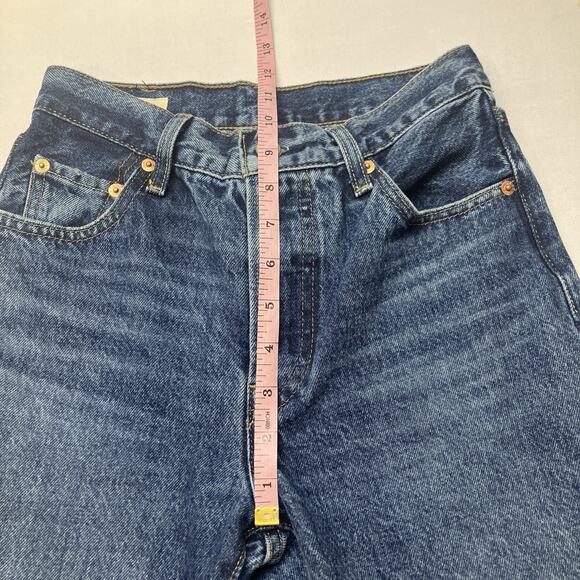 VTG Levi's 501 Womens Blue Denim Med Wash Button Fly Tapered Jeans Size 23x28 - Picture 15 of 16